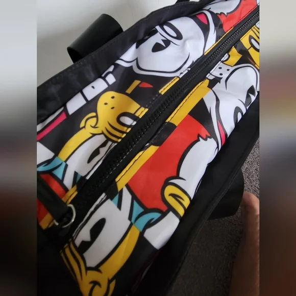 Disney weekender travel bag 🎒 multiple color multi characters ✨️